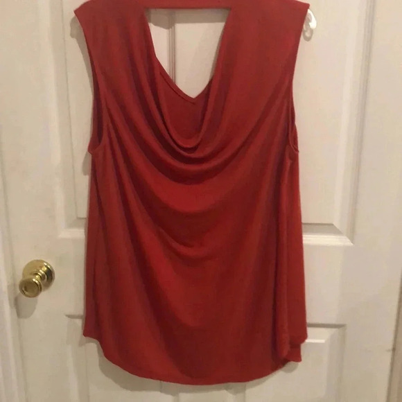 Nine West tank top - Picture 3 of 3